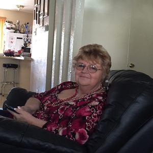 Meet your Posher, Connie